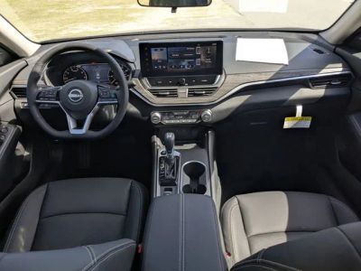 2026 Nissan Altima — photo 13 view