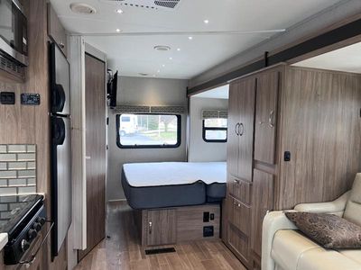2020 Dynamax isata 3 - Photo 15