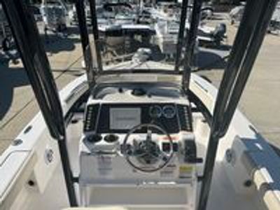 2026 Robalo 226 Cayman - Photo 9