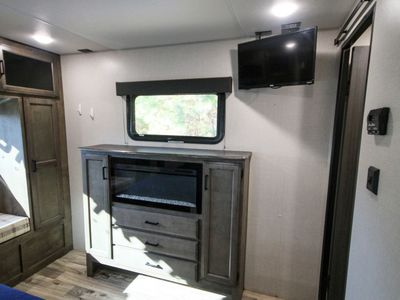 2021 Venture RV SportTrek Touring 343VIK — photo 25 view