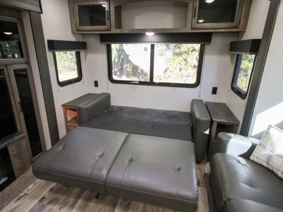 2021 Venture RV SportTrek Touring 343VIK — photo 11 view