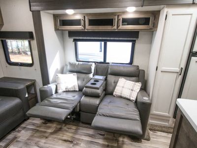 2021 Venture RV SportTrek Touring 343VIK — photo 12 view