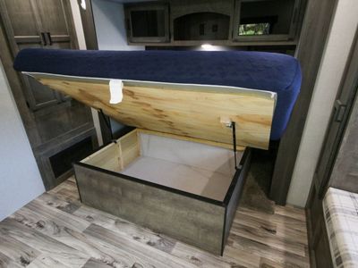 2021 Venture RV SportTrek Touring 343VIK — photo 24 view