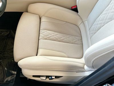 2023 BMW 5 Series — photo 20 view