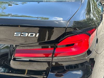 2023 BMW 5 Series — photo 33 view