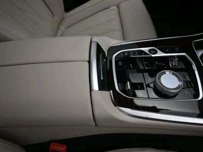 2026 BMW X7 — photo 29 view