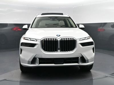 2026 BMW X7 — photo 11 view