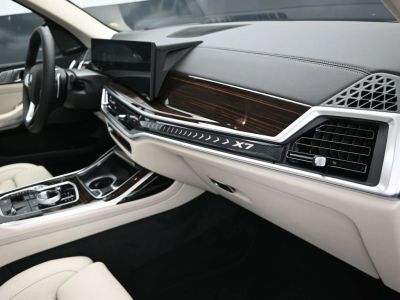 2026 BMW X7 — photo 26 view