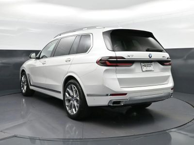 2026 BMW X7 — engine compartment view