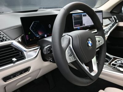 2026 BMW X7 — photo 13 view