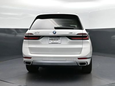 2026 BMW X7 — photo 7 view