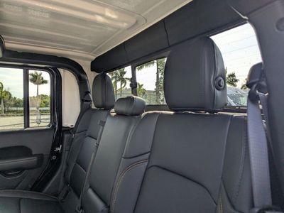 2026 Jeep Gladiator - Photo 7