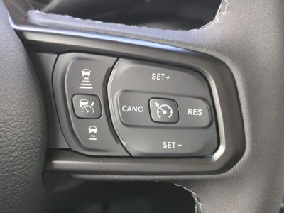 2026 Jeep Gladiator — photo 27 view
