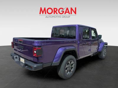 2026 Jeep Gladiator — detail view