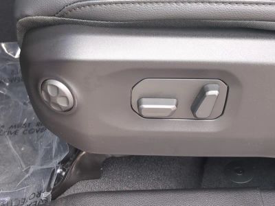 2026 Jeep Gladiator — photo 21 view