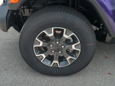 2026 Jeep Gladiator — photo 11 view