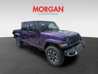 2026 Jeep Gladiator — side profile view