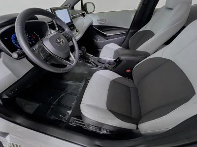 2023 Toyota Corolla Hatchback — photo 12 view