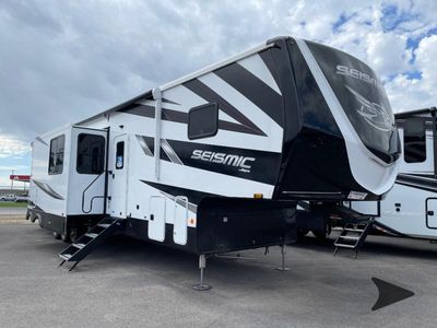 2026 Jayco Seismic - Photo 1