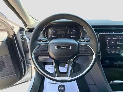 2023 Jeep Grand Cherokee L — photo 37 view