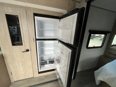 2026 Grand Design Imagine XLS - Photo 24
