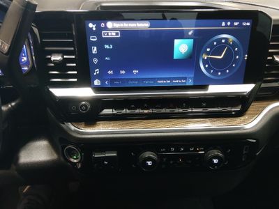 2025 Chevrolet Silverado 1500 - Photo 21