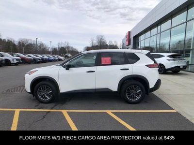 2023 Nissan Rogue S - Photo 4