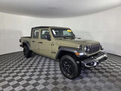 2025 Jeep Gladiator — side profile view