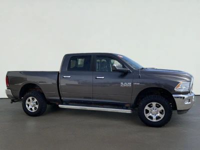 2016 RAM 2500 Big Horn in Granite Crystal Metallic Clearcoat — front three-quarter view
