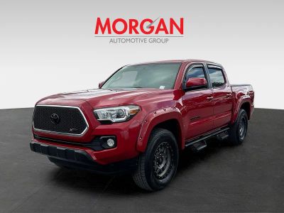 2017 Toyota Tacoma — photo 7 view