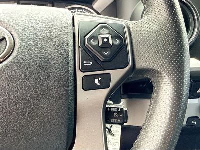 2017 Toyota Tacoma — photo 35 view