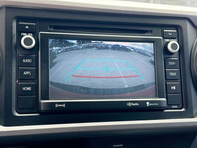 2017 Toyota Tacoma — photo 30 view