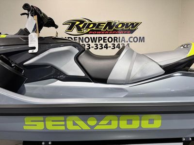 2025 Sea-Doo RXT-X 325 Ice Metal / Manta Green - Photo 14