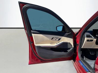 2025 BMW 3 Series — photo 23 view