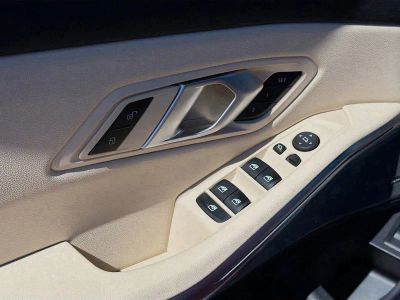 2025 BMW 3 Series — photo 24 view