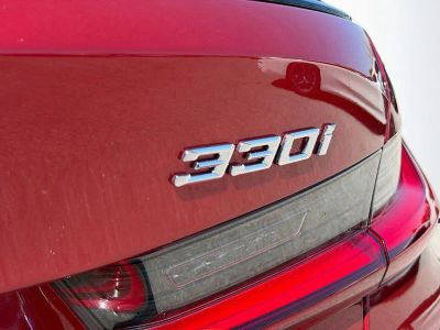 2025 BMW 3 Series — photo 11 view