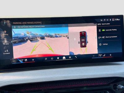 2025 BMW 3 Series — photo 35 view