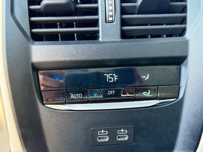 2025 BMW 3 Series — photo 21 view