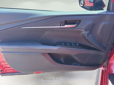 2025 Toyota Camry — photo 21 view
