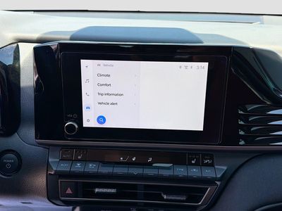 2025 Toyota Camry — photo 28 view