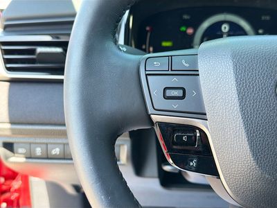 2025 Toyota Camry — photo 35 view