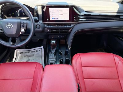 2025 Toyota Camry — photo 18 view