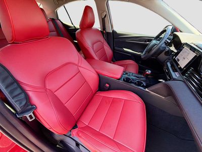 2025 Toyota Camry — photo 14 view