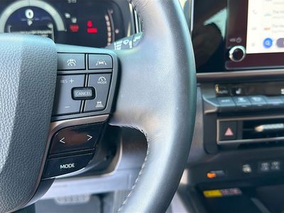 2025 Toyota Camry — photo 36 view