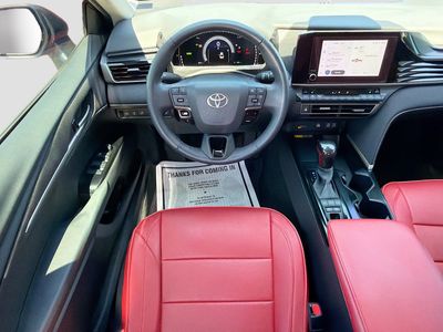 2025 Toyota Camry — photo 16 view