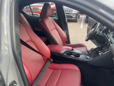 2024 Lexus IS — photo 14 view