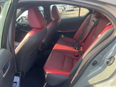 2024 Lexus IS — photo 11 view