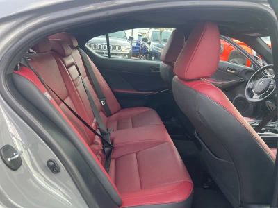 2024 Lexus IS — photo 13 view