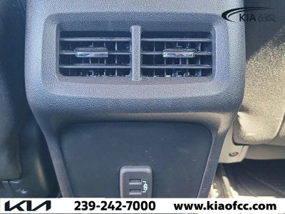 2020 Chevrolet Equinox — photo 16 view