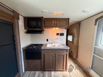 2016 Shasta RVs Oasis - Photo 11